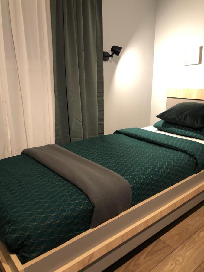 Robert Local Social Motel Harsova Экстерьер фото