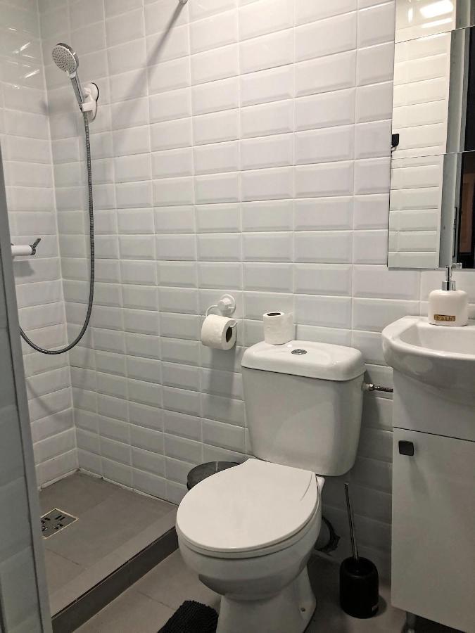 Robert Local Social Motel Harsova Экстерьер фото